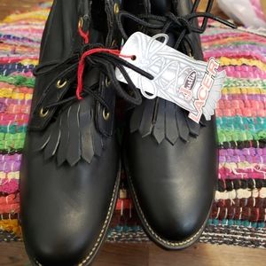 Justin boots. Womens 6.5. Nwt. Lacer. Leather